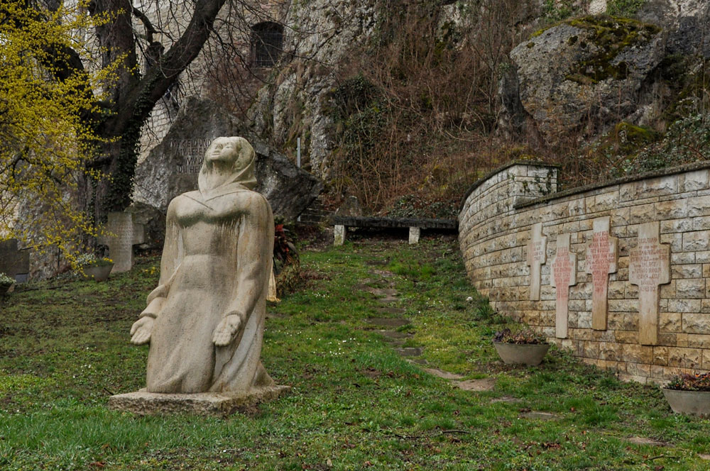 Istein Isteiner Klotz Friedhof Efringen