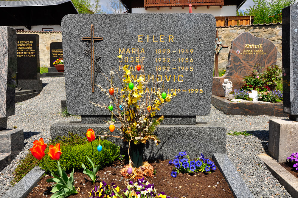 Friedhof_Neuschoenau_BAYERN_080516_25_WEB